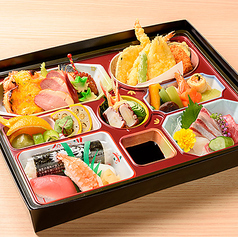 会席弁当［はな］