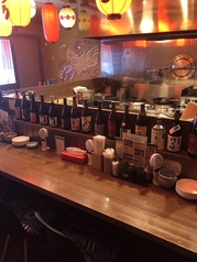 カウンターは11席ご用意しております。おひとり様はもちろん気心知れた友人との食事や、カップル・ご夫婦でのデート利用にもおすすめ◎