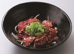 鶏のレバ刺し～一番絞りごま油～