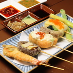 種類豊富な串揚げは、当店オリジナルのソースでお楽しみください◎