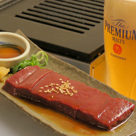 ツネちゃん名物★国産和牛の新鮮炙りレバー！