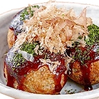 王道から変わり種まで揃う自慢のたこ焼ラインナップ！