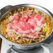 グツグツ煮込まれたすき焼き鍋は上質な肉を使用した逸品