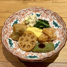 すべての定食に付く『おばんざい盛り合わせ』