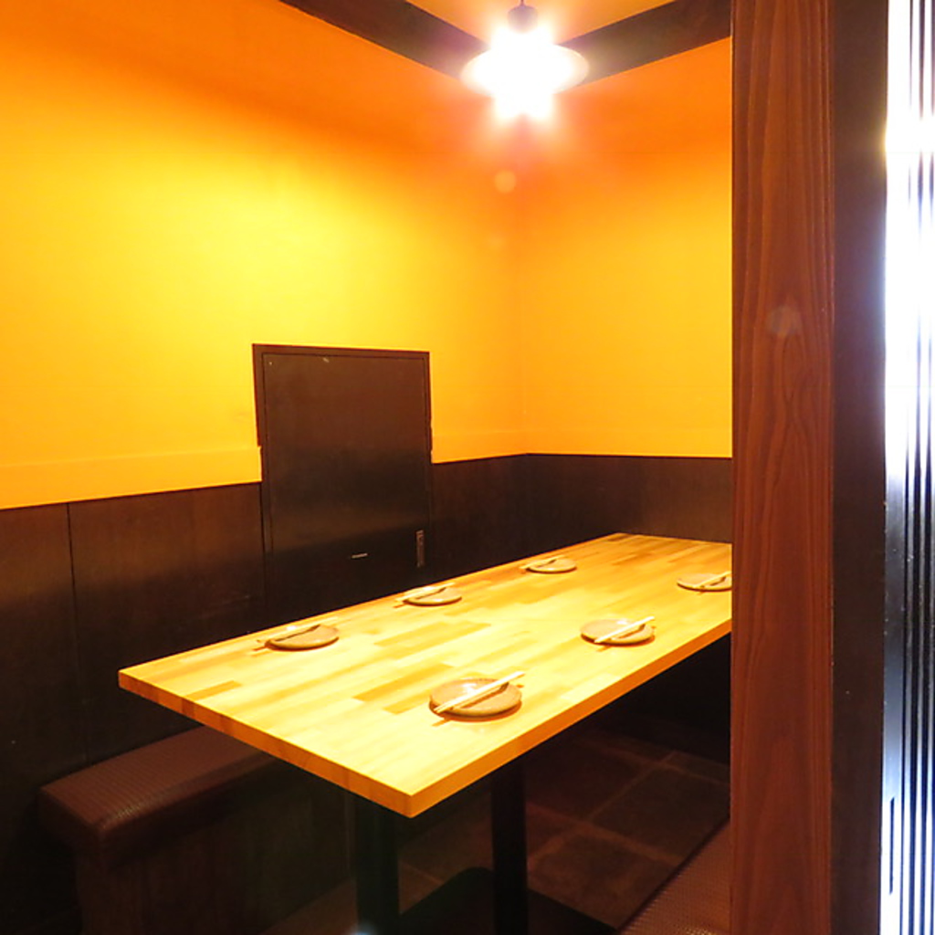 個室も完備しております。接待などにも◎