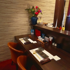 カウンター席2名様。