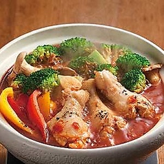 地鶏と旬野菜のトマト鍋