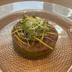 ■マグロとアボカドのタルタル