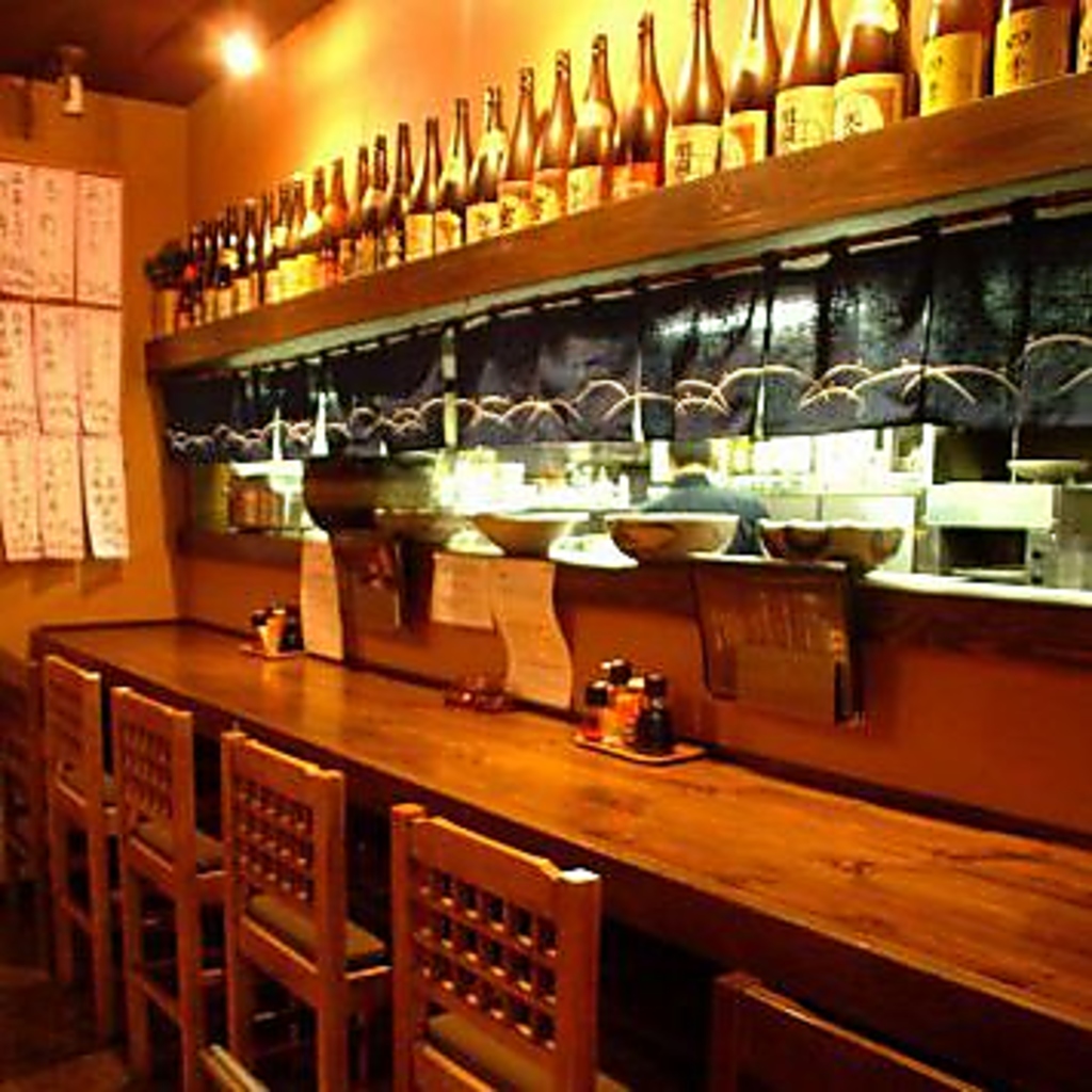 1名様～気軽に利用できるカウンター席がございます！落ち着いた雰囲気の店内でデートにもおすすめ◎