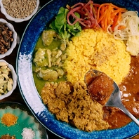 全国各地の国産食材にこだわる料理