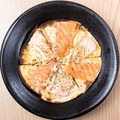 料理メニュー写真&nbsp;炙りサーモンマヨピザ