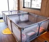 お子様連れのお客様も安心してお過ごしいただけるキッズスペースを完備しております。おもちゃもご用意がございます♪