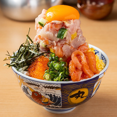 ■朝の海鮮たまトロ丼　　※鯛の魚骨スープ付！　※『いか明太』食べ放題！