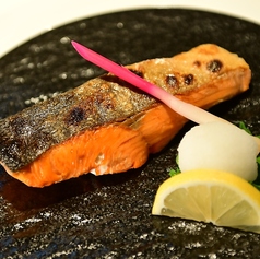 北洋産紅鮭の炭火焼