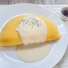 たまこオムライス　ベシャメルソース　キッズメニューあり