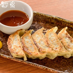 神戸発!肉汁たっぷり焼き餃子