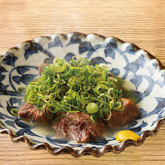 ほろほろ茹でたん／牛すじ煮