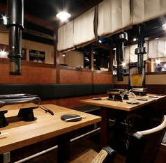 一体感のある一列の11名様から14名樣用のお席《喫煙可》