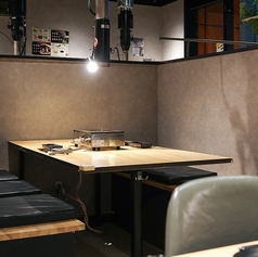 【テーブル席】6名様までご利用できるテーブル席を2つご用意しております。歓送迎会などの会社宴会におすすめです◎