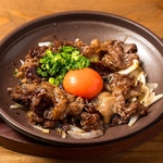 【炭焼き神戸ビーフとすきタレ】神戸ビーフを炭火で炙りすき焼き風に仕上げました