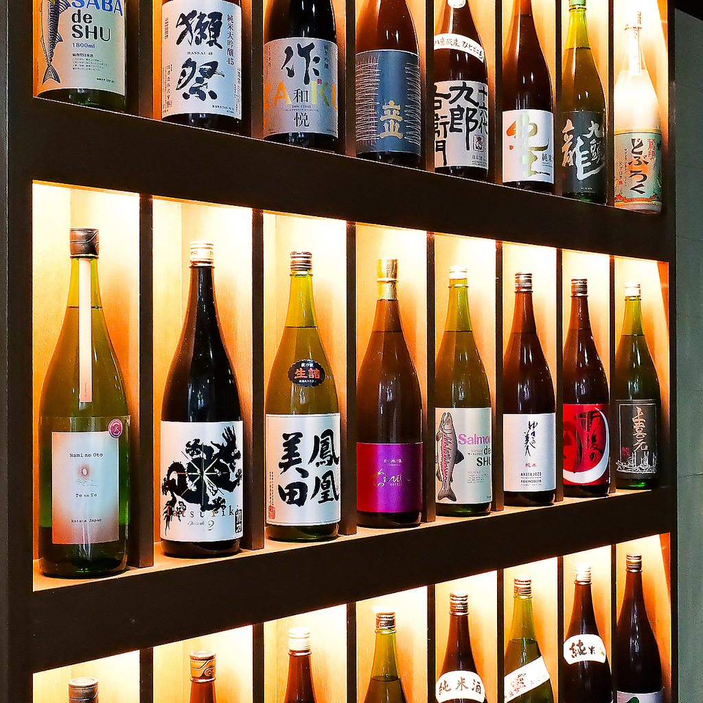 【日本酒充実◎】全国より厳選した日本酒が勢揃い！飲み放題でもお楽しみいただけます♪