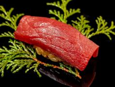 本マグロ赤身漬け【握り】