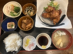ボリューム満点☆充実した内容の定食セット！