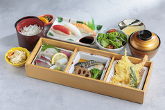 定番の福伸ご膳「みやび」(貝汁つき)