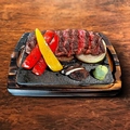 料理メニュー写真&nbsp;溶岩焼きステーキ[ハラミ／ミスジ／サーロインステーキ]