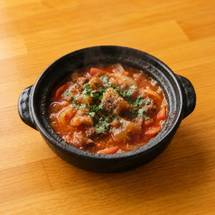 牛すじトマト煮込み