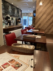 Cafe&Diner 1363 神楽坂店の雰囲気2