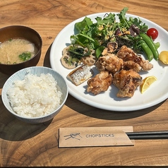 シマカラ食堂のおすすめ料理1