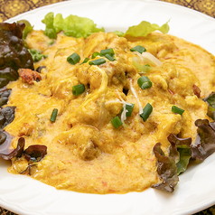 ソフトシェルクラブのふんわり玉子カレー炒め