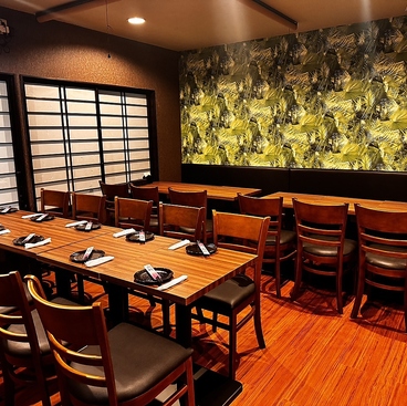 OVEN オーブン グリルハウス 神田店の雰囲気1