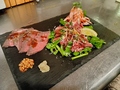 料理メニュー写真&nbsp;お肉カルパッチョ3種盛り合わせ (2~3人前)