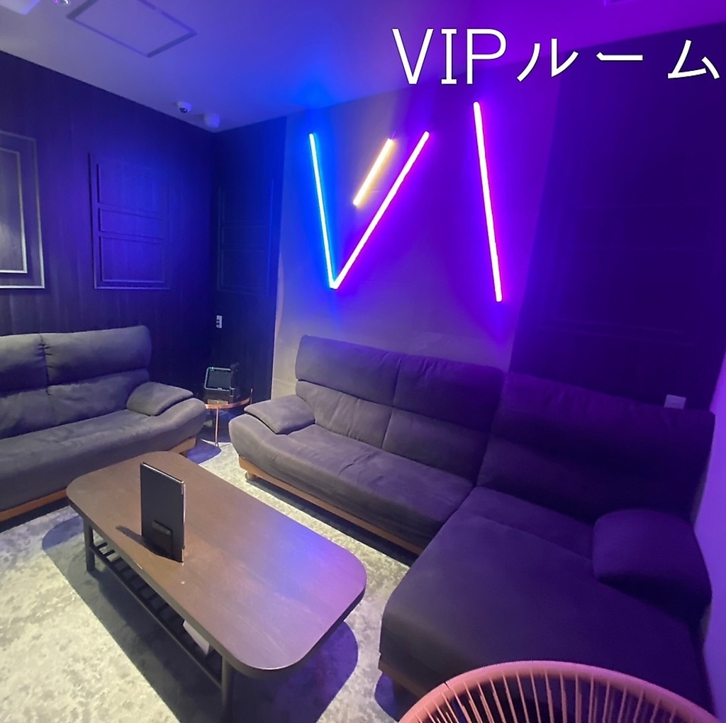 4名～最大30名様まで収容可能な個室も完備！周りに気兼ねなく楽しい時間をお過ごしいただけます！