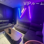 4名～最大30名様まで収容可能な個室も完備！周りに気兼ねなく楽しい時間をお過ごしいただけます！