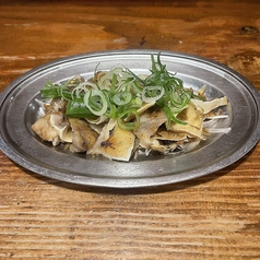 まる虎名物 焼豚耳ポン酢