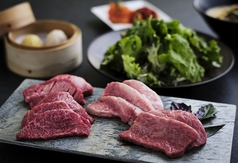 焼肉中華はるさーのコース写真