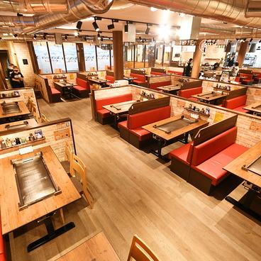 メガインディアンズ ステーキハウス 小牧店の雰囲気1