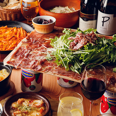 ワインの酒場ディプント五反田店の特集写真