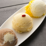 女性の鉄則☆麺やご飯で〆た後は デザート各種で〆直し。女子会コースはアイス食べ放題♪