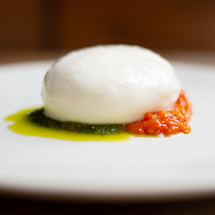 世界一トマト ケールジェノベーゼとブラータチーズ