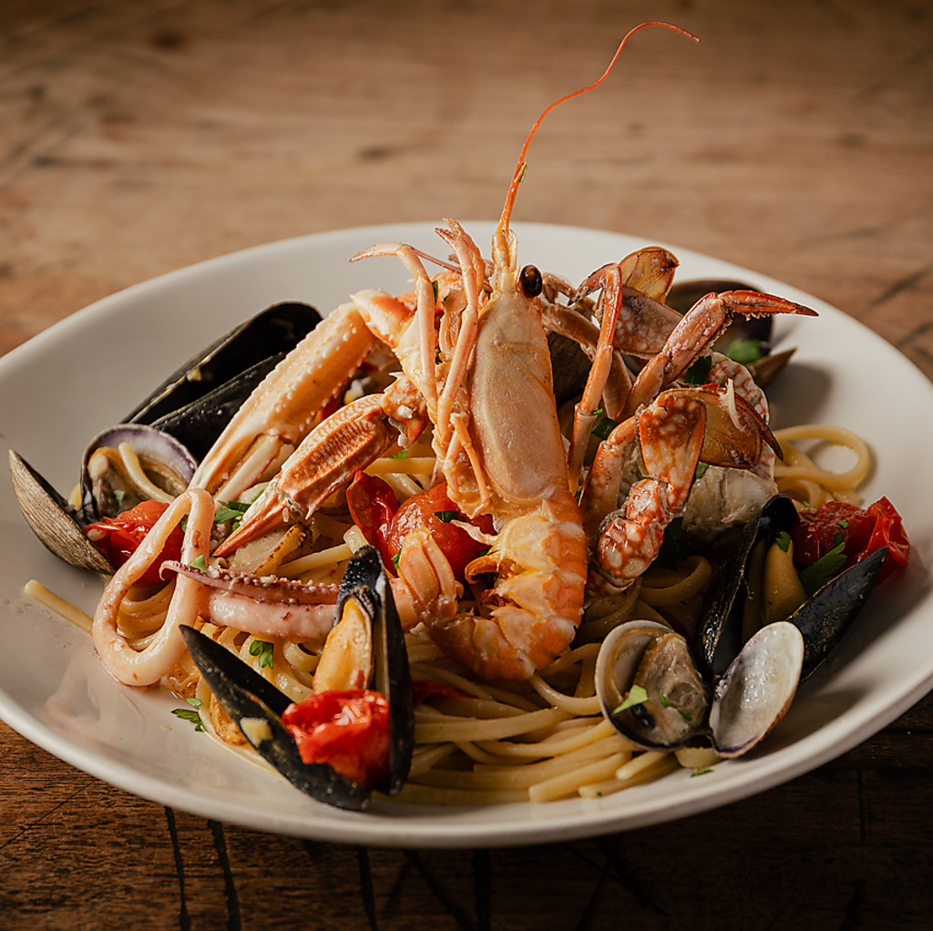 評判のスパゲッティペスカトーレやボンゴレビアンコなど、パスタもメニューも豊富にラインナップ