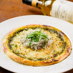 しらすとジェノベーゼピザ