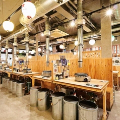 全席に、テーブルに座りながらセルフサービスで注ぐ、レモンサワーサーバー完備!ゆったりくつろぎながらワイワイしましょう♪