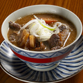 料理メニュー写真&nbsp;特製牛すじもつ煮込み