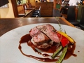 料理メニュー写真&nbsp;牛ハラミのレアステーキ　～シャリアピンソース～