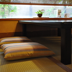 カウンター後ろのお座敷です。