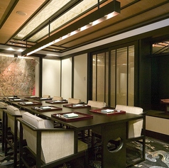 洋個室：4～10名　※完全個室のご利用は、13,000円以上の会席で承っております。